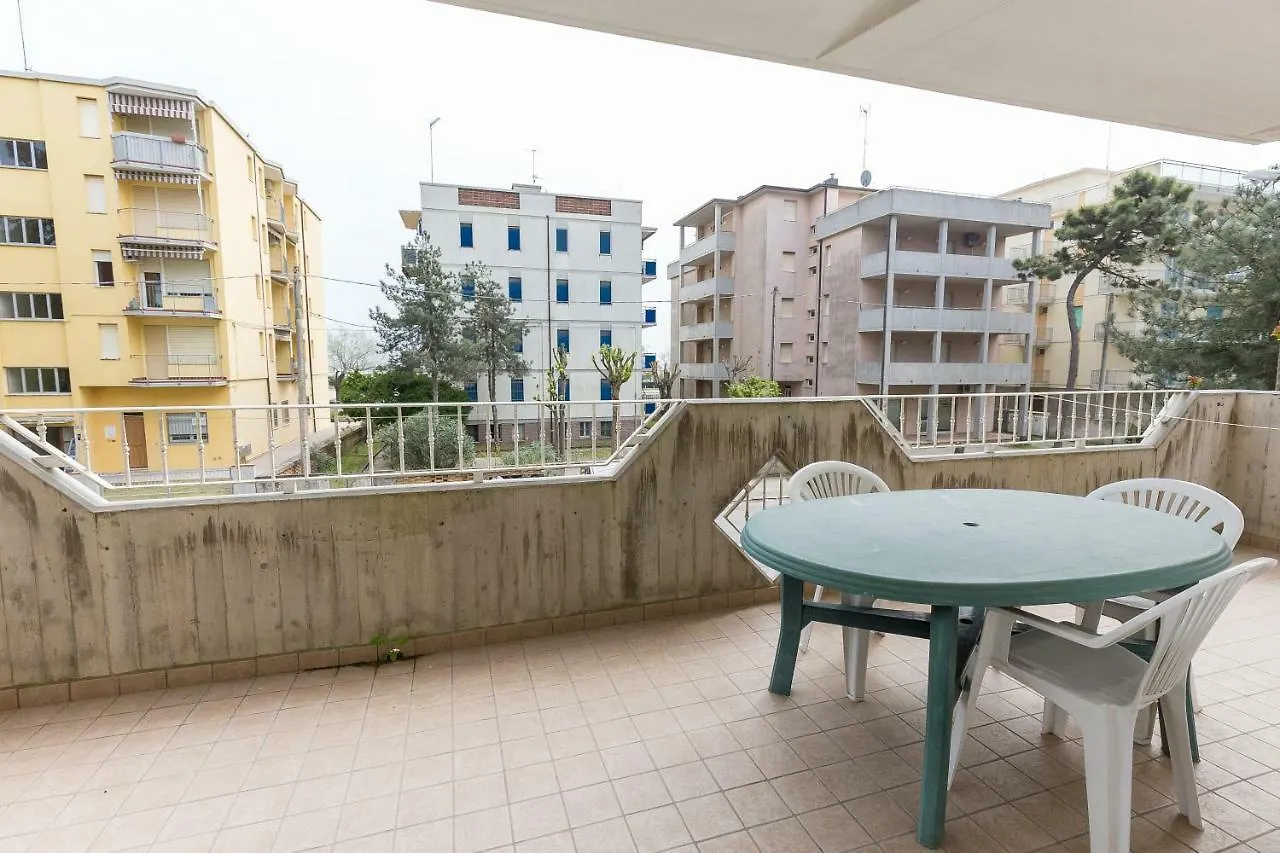Sirena Apartments Llido Degli Estensi 0*,  Italy