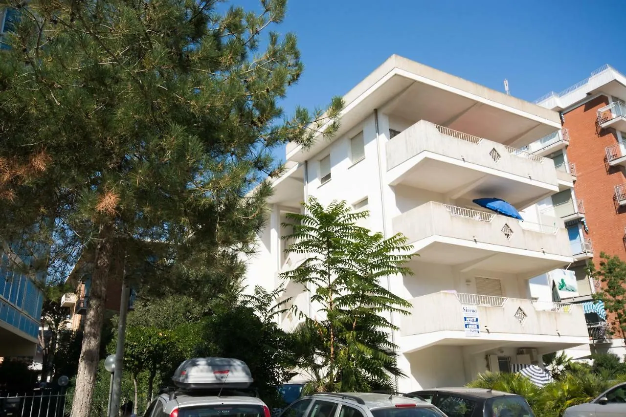 Sirena Apartments Llido Degli Estensi 0*,
